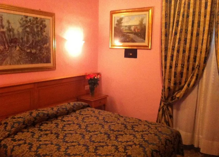 Ventura 3*