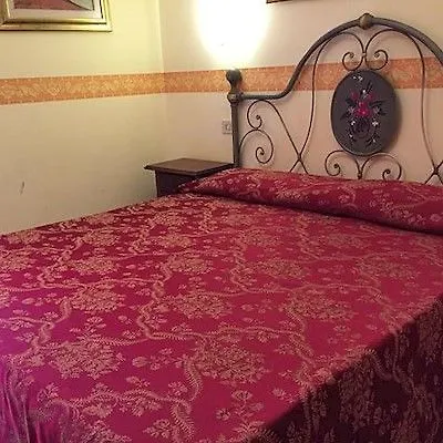 Ventura 3*